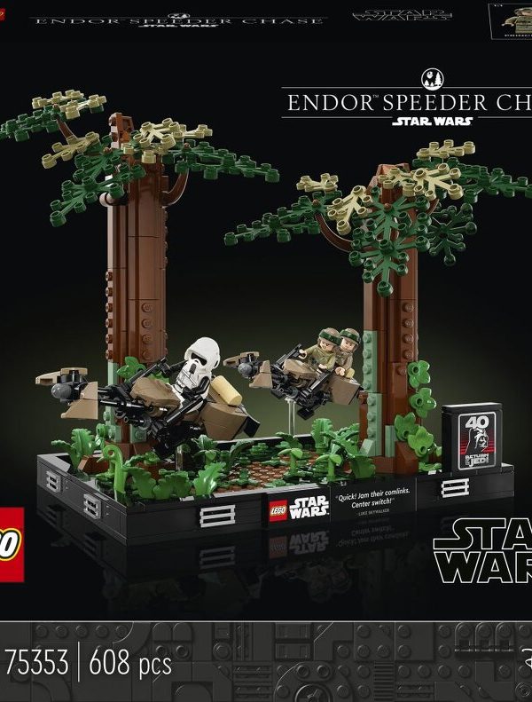 LEGO Star Wars Endor Speeder Chase Diorama 75353